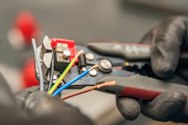 Best Licensed Electrician  in Idabel, OK